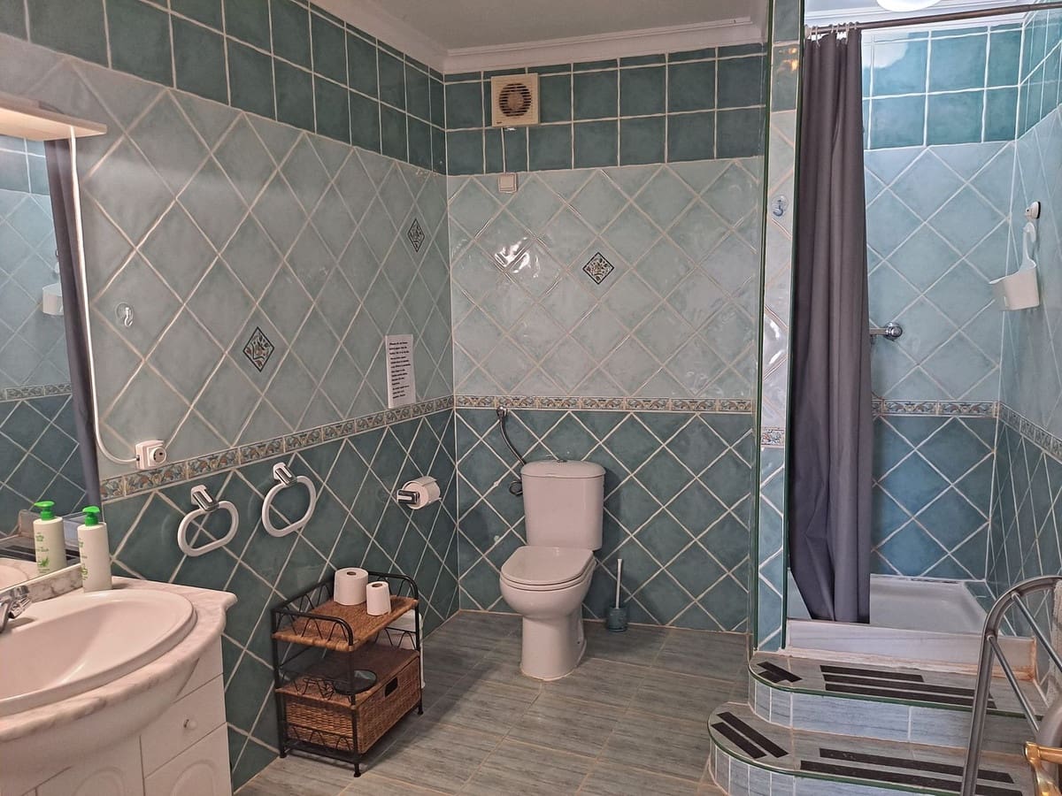 6 soverom Villa til salgs i Mijas med svømmebasseng garasje - € 1 045 000 (Ref: 9540163)