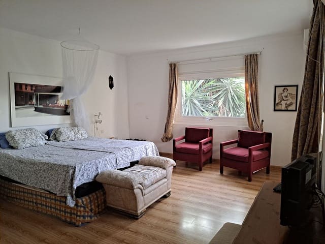 6 soverom Villa til salgs i Mijas pueblo, Mijas med svømmebasseng garasje - € 1 045 000 (Ref: 9540163)