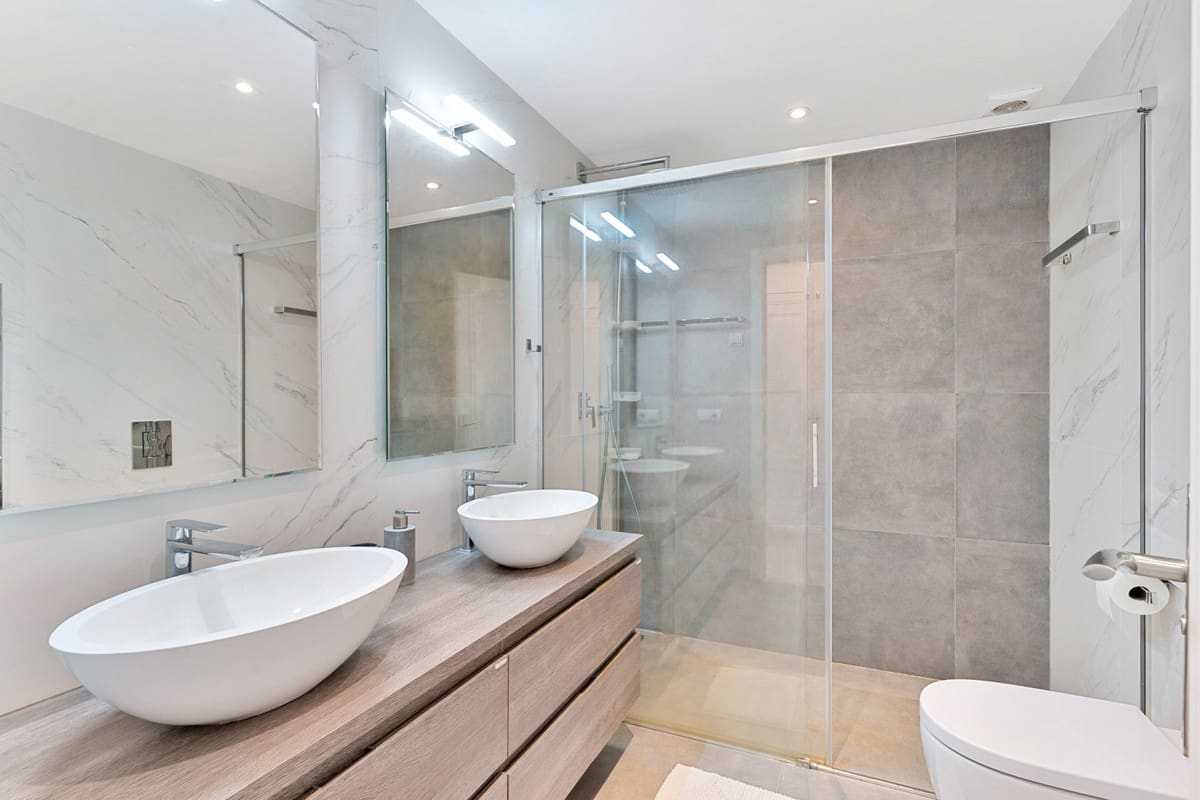 Casa de 4 habitaciones en San Pedro de Alcantara en venta con piscina - 1.095.000 € (Ref: 9540164)