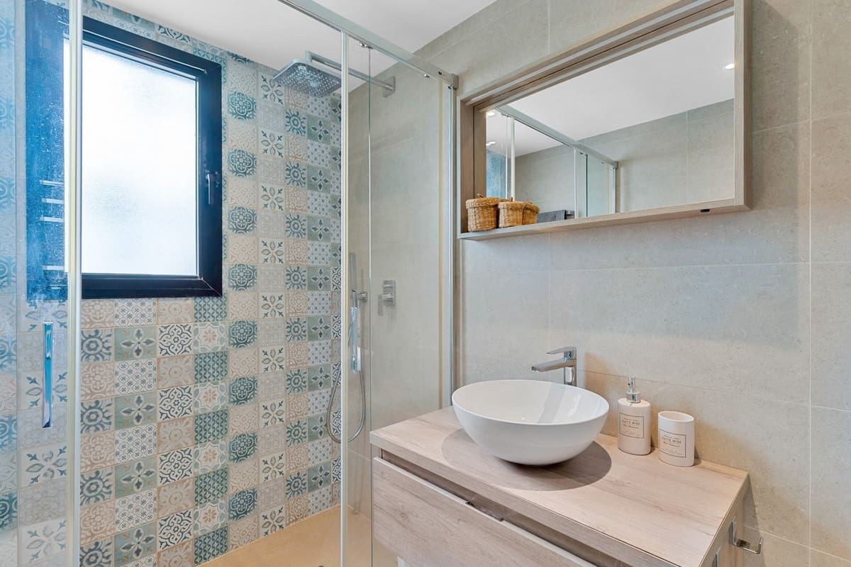 Casa de 4 habitaciones en San Pedro de Alcantara en venta con piscina - 1.095.000 € (Ref: 9540164)