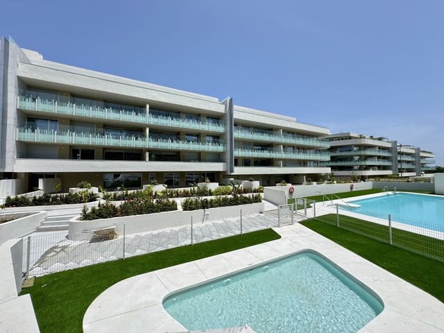 Apartamento de 3 habitaciones en San Pedro de Alcántara Pueblo, Marbella en venta con piscina - 1.099.000 € (Ref: 9540166)