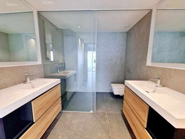 2 quarto Apartamento para venda em Centro ciudad, Fuengirola com piscina garagem - 1 100 000 € (Ref: 9540168)