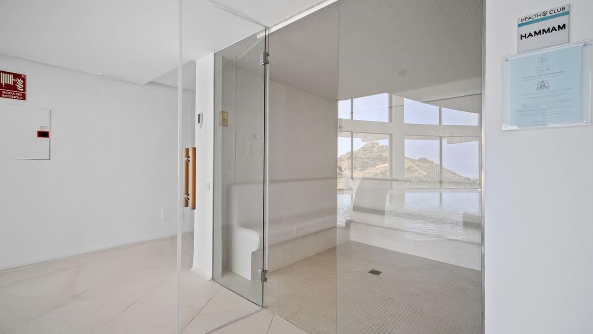 3 bedroom Apartment for sale in Marbella with pool - € 1,100,000 (Ref: 9540170)