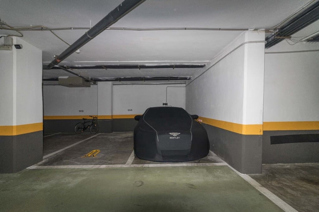 3 soverom Leilighet til salgs i Puerto Banus med svømmebasseng - € 1 100 000 (Ref: 9540171)