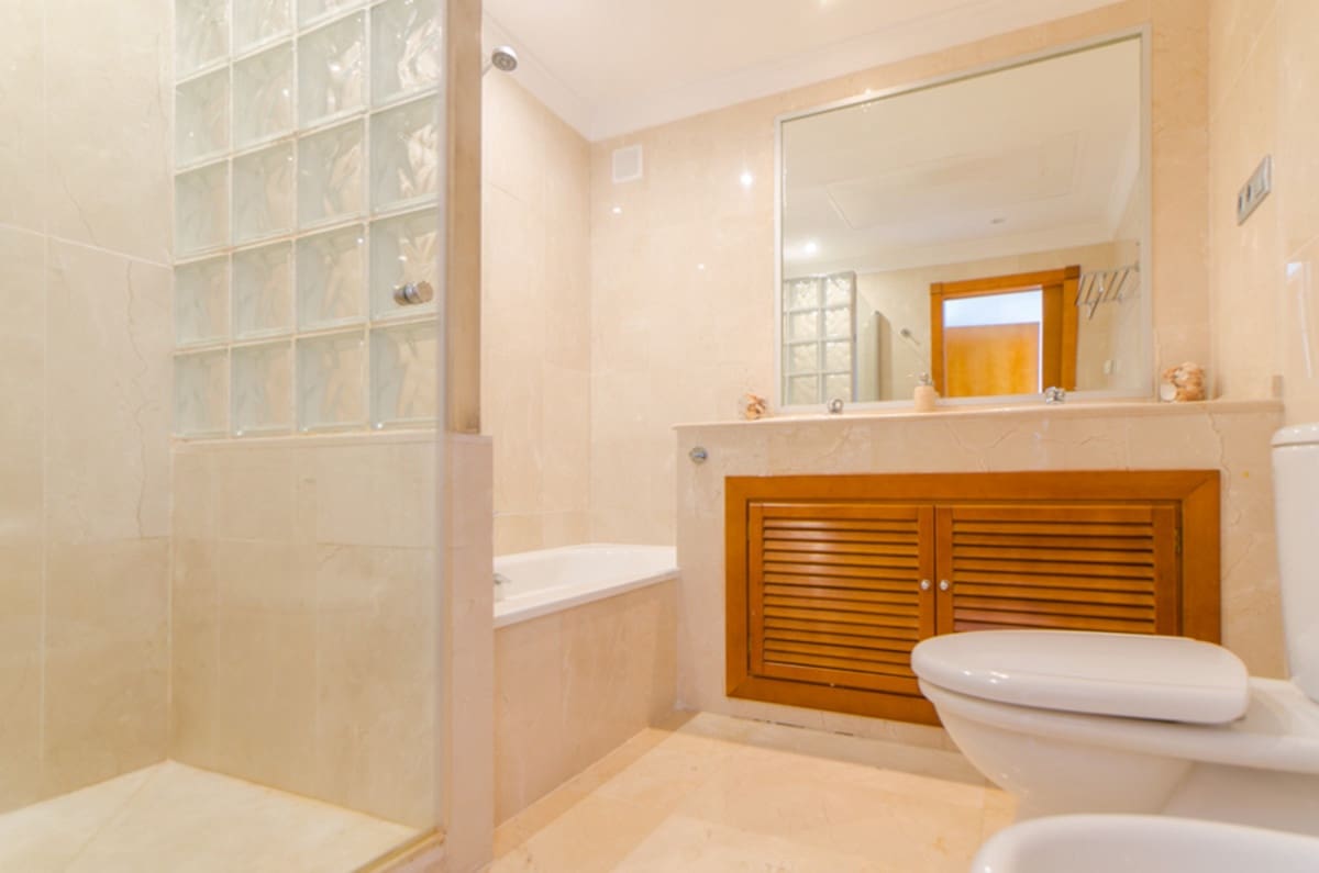 3 soverom Penthouse til salgs i Nueva Andalucia med svømmebasseng garasje - € 1 100 000 (Ref: 9540176)