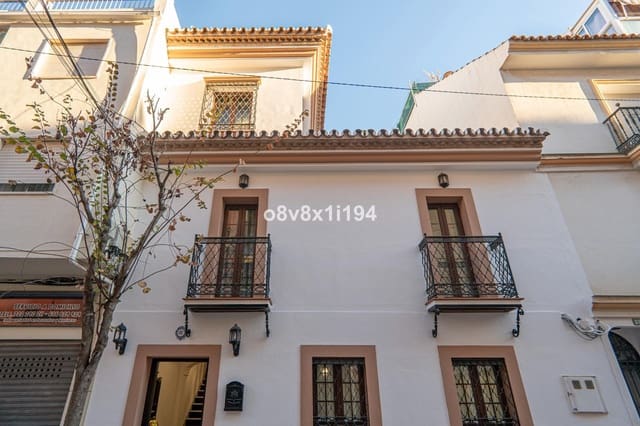 5 camera da letto Villa in vendita in Centro ciudad, Fuengirola - 1.100.000 € (Rif: 9540179)