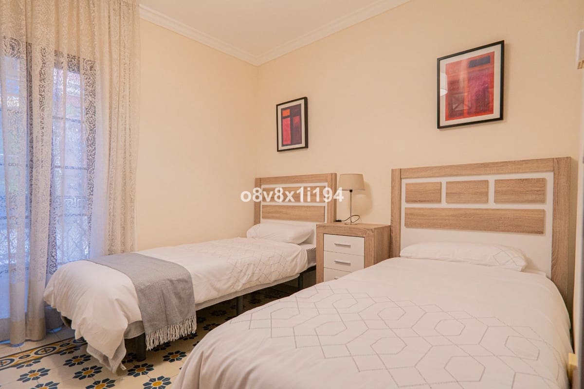 5 bedroom Villa for sale in Fuengirola - € 1,100,000 (Ref: 9540179)