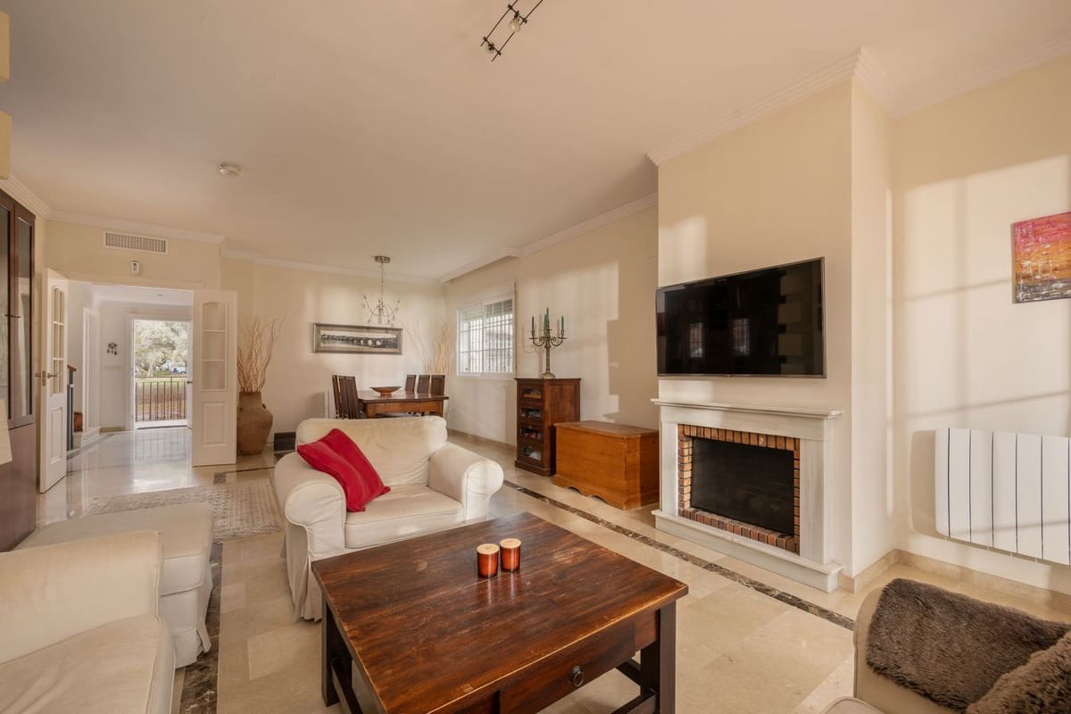 5 quarto Moradia para venda em Elviria com piscina garagem - 1 100 000 € (Ref: 9540180)