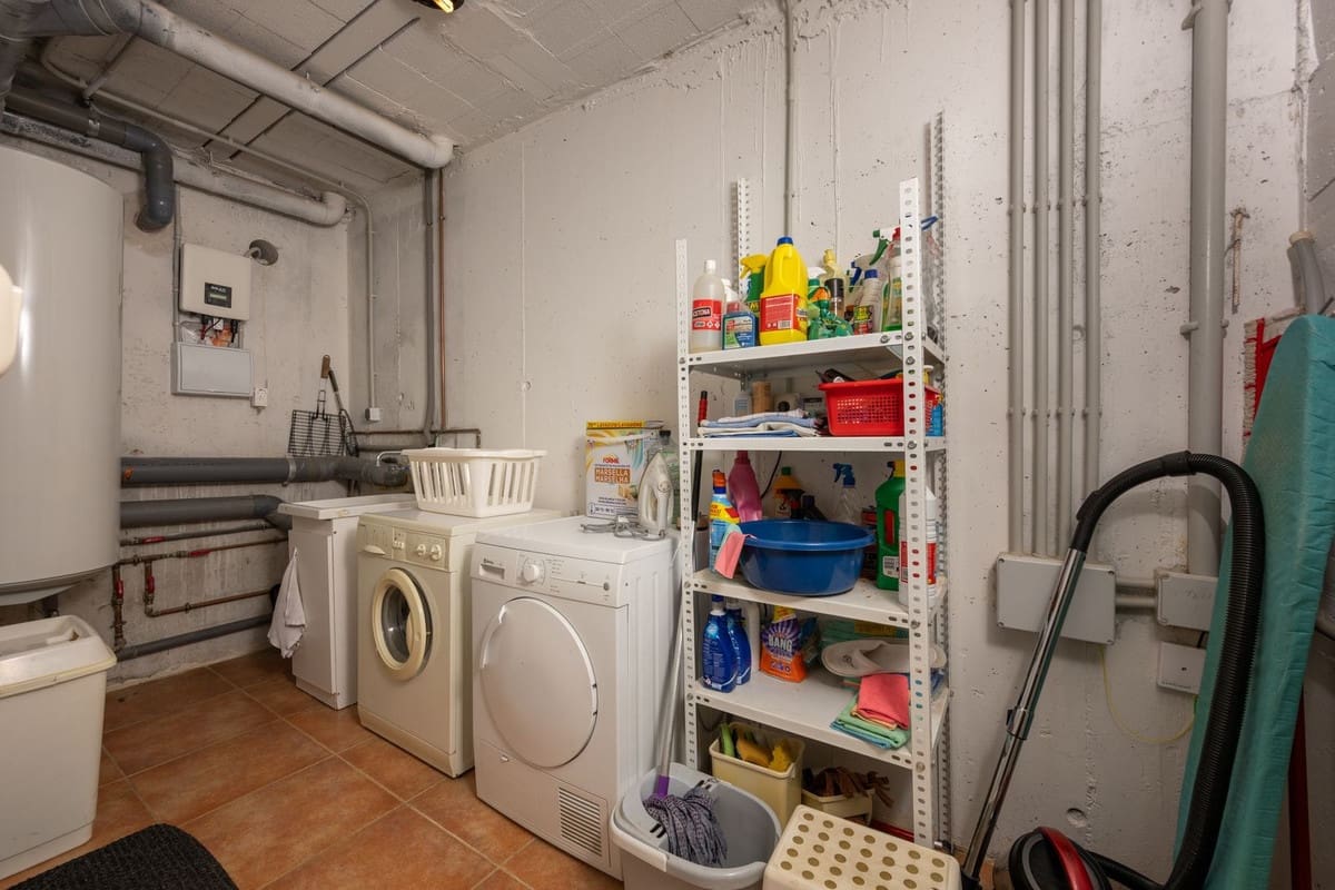 5 quarto Moradia para venda em Elviria com piscina garagem - 1 100 000 € (Ref: 9540180)