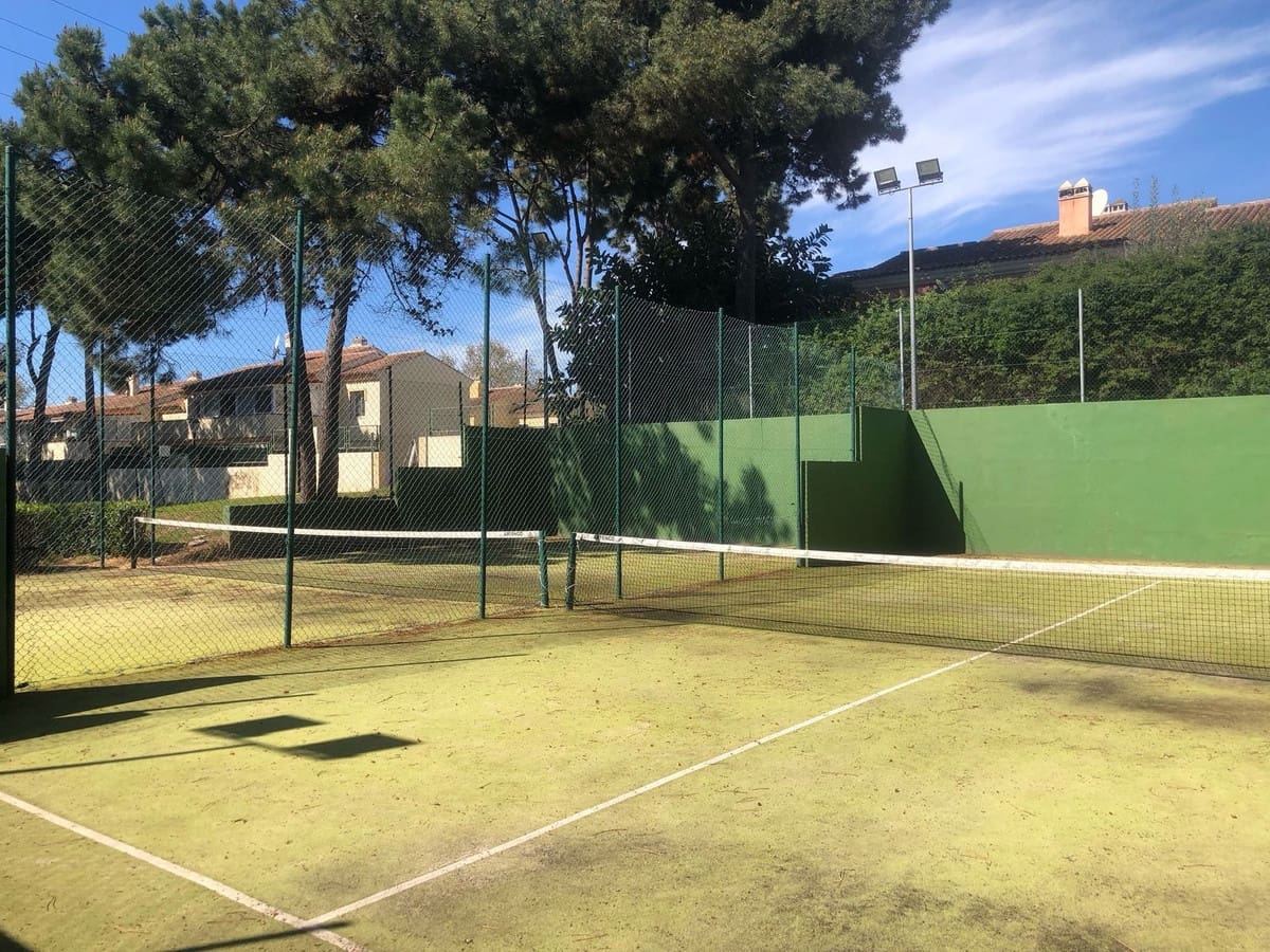 5 quarto Moradia para venda em Elviria com piscina garagem - 1 100 000 € (Ref: 9540180)