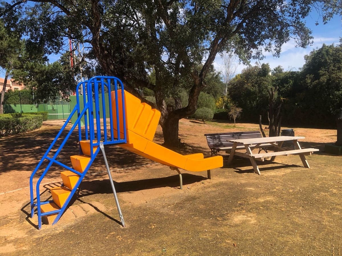 5 quarto Moradia para venda em Elviria com piscina garagem - 1 100 000 € (Ref: 9540180)