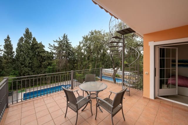 Chalet de 5 habitaciones en Elviria, Marbella en venta con piscina garaje - 985.000 € (Ref: 9540180)