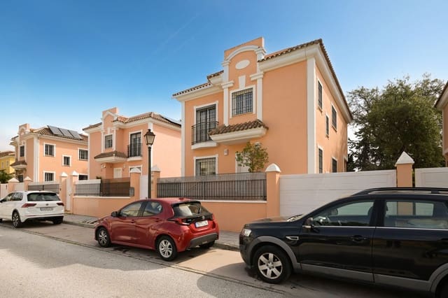 Chalet de 5 habitaciones en Elviria, Marbella en venta con piscina garaje - 985.000 € (Ref: 9540180)