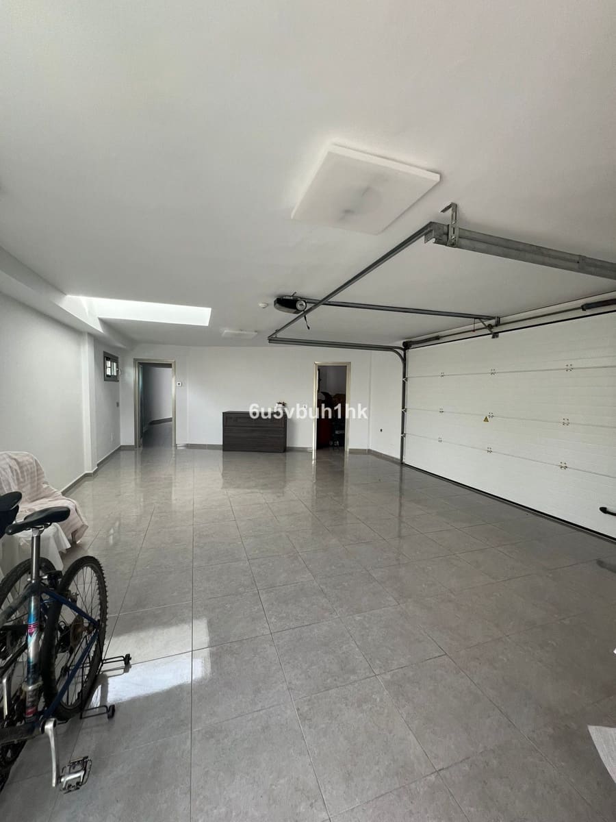 5 soverom Villa til salgs i Benalmadena med svømmebasseng - € 1 100 000 (Ref: 9540181)