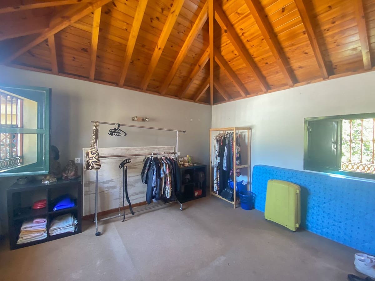 6 soveværelse Villa til salg i Nueva Andalucia med swimmingpool garage - € 1.100.000 (Ref: 9540183)