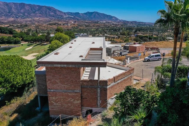 6 slaapkamer Villa te koop in La Cala Golf, Mijas met zwembad garage - € 1.100.000 (Ref: 9540184)