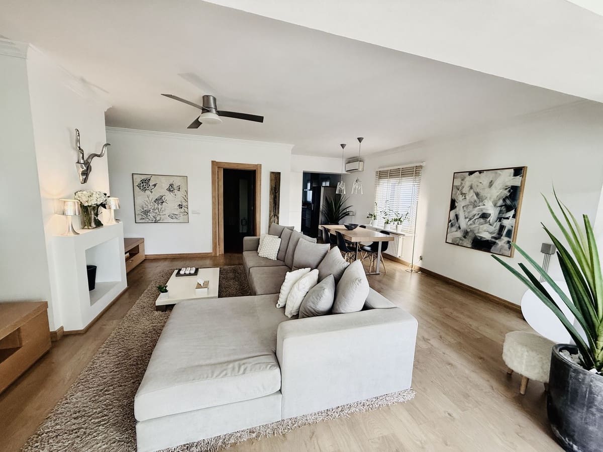 Pareado de 4 habitaciones en Guadalmina en venta con piscina - 1.100.000 € (Ref: 9540185)