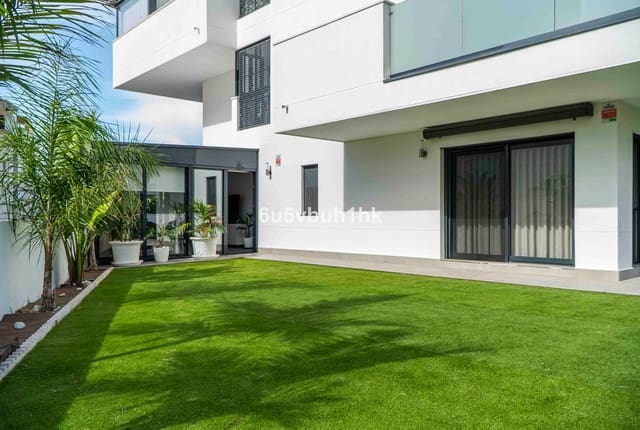 3 soveværelse Lejlighed til salg i Torremolinos med swimmingpool garage - € 1.120.000 (Ref: 9540189)