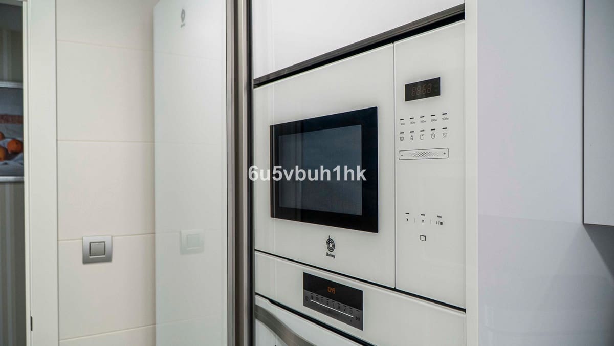 3 soveværelse Lejlighed til salg i Torremolinos med swimmingpool garage - € 1.120.000 (Ref: 9540189)