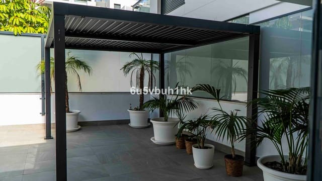 3 soveværelse Lejlighed til salg i Torremolinos med swimmingpool garage - € 1.120.000 (Ref: 9540189)