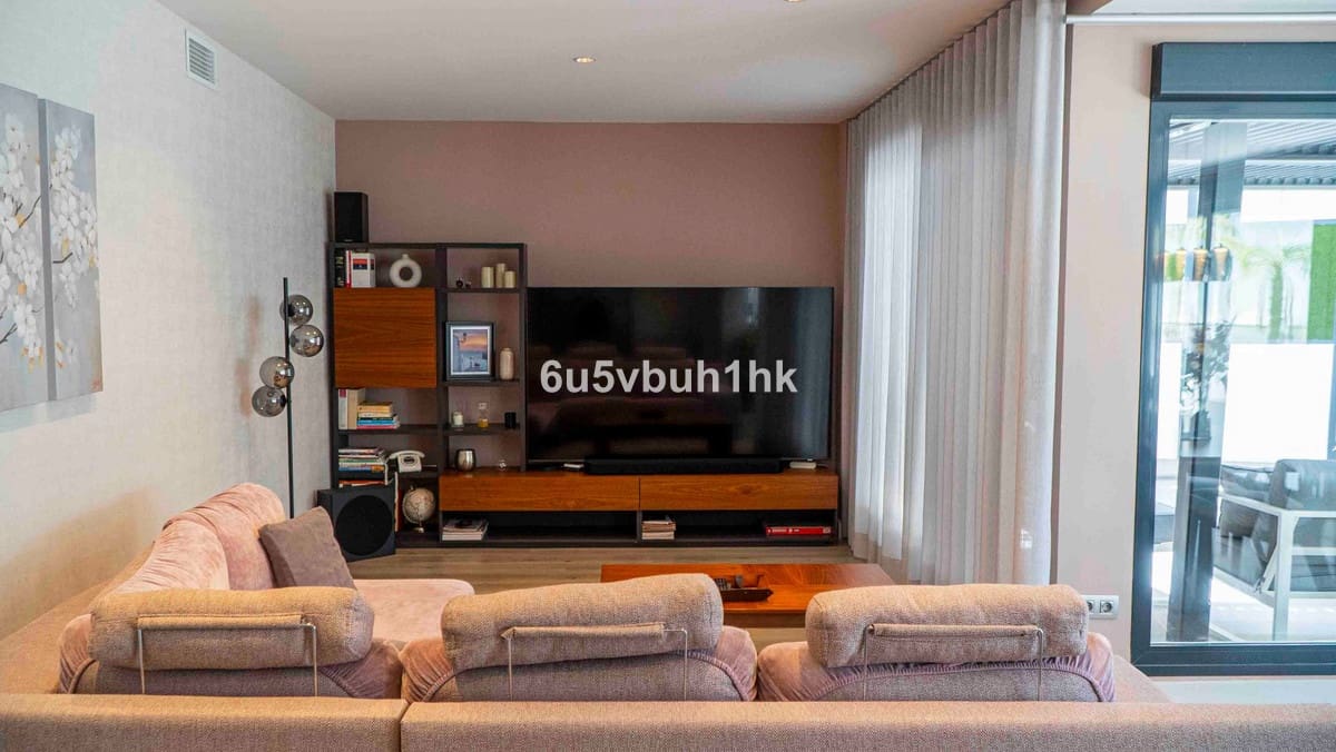 3 soveværelse Lejlighed til salg i Torremolinos med swimmingpool garage - € 1.120.000 (Ref: 9540189)