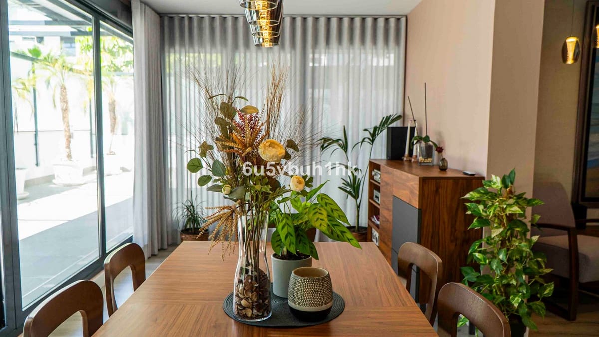 3 soveværelse Lejlighed til salg i Torremolinos med swimmingpool garage - € 1.120.000 (Ref: 9540189)