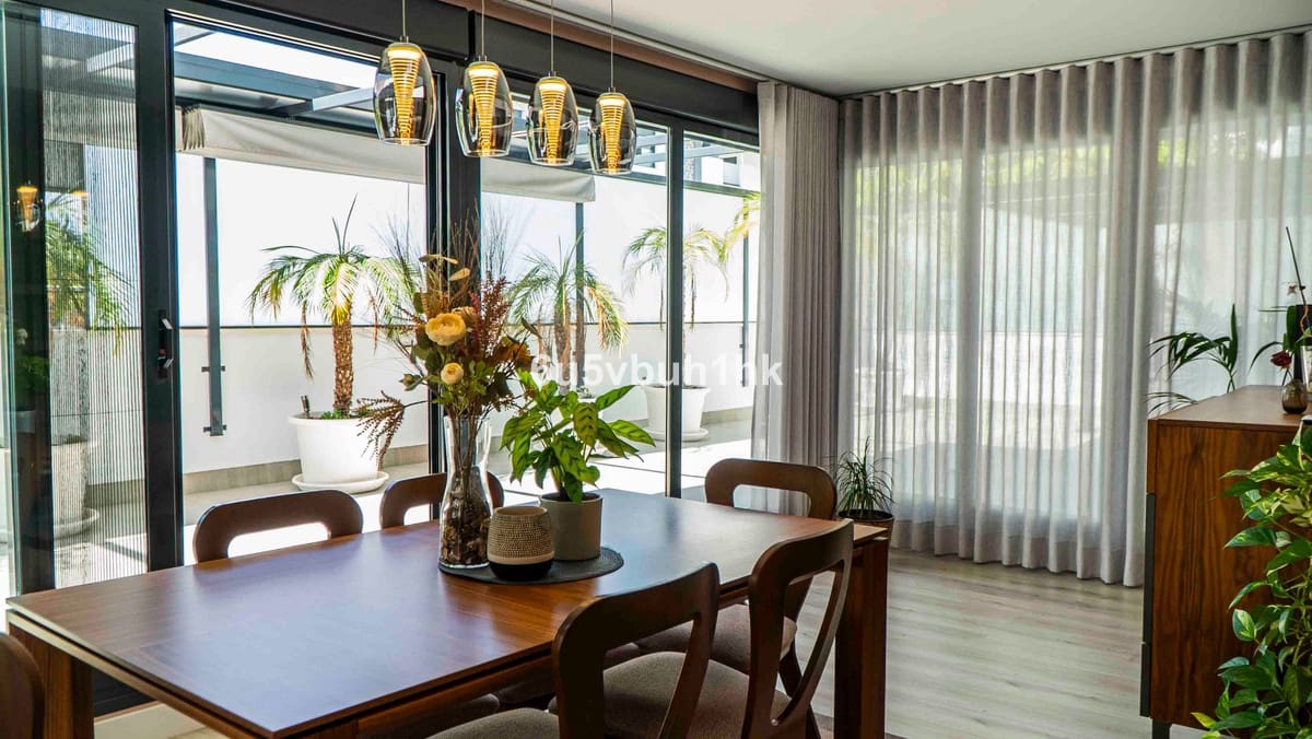 3 soveværelse Lejlighed til salg i Torremolinos med swimmingpool garage - € 1.120.000 (Ref: 9540189)