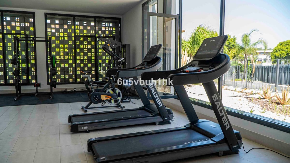 3 soveværelse Lejlighed til salg i Torremolinos med swimmingpool garage - € 1.120.000 (Ref: 9540189)