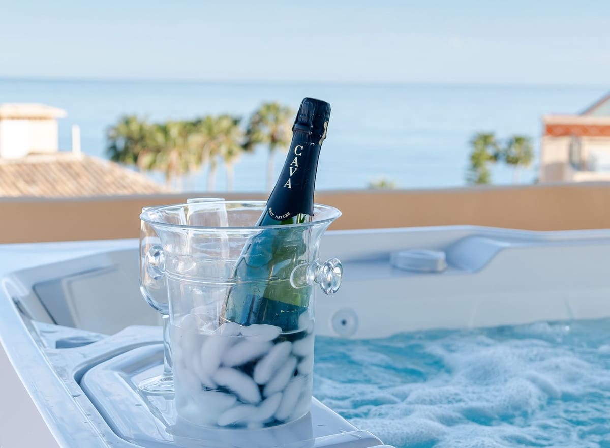 3 soveværelse Penthouse til salg i Costalita med swimmingpool garage - € 1.149.000 (Ref: 9540195)