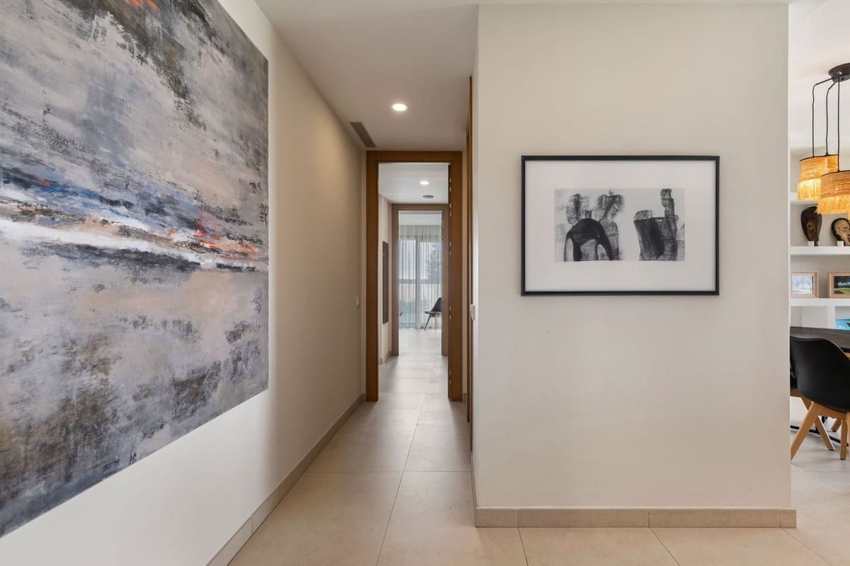 3 bedroom Apartment for sale in Benahavis with pool - € 1,150,000 (Ref: 9540199)