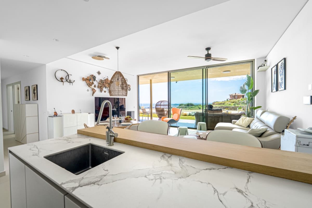 3 quarto Apartamento para venda em Fuengirola com piscina - 1 150 000 € (Ref: 9540200)