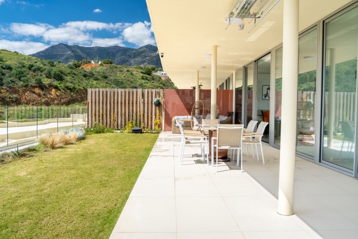 3 quarto Apartamento para venda em Fuengirola com piscina - 1 150 000 € (Ref: 9540200)