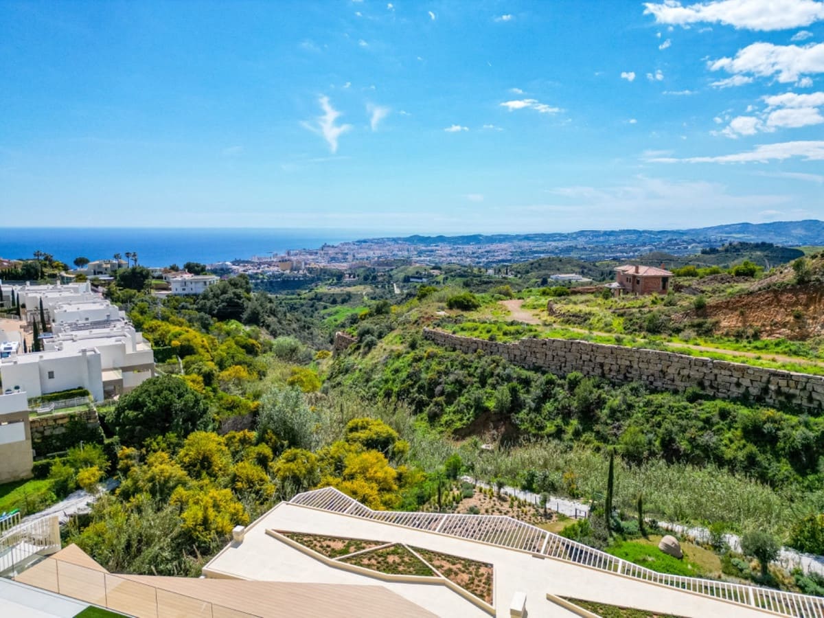 3 quarto Apartamento para venda em Fuengirola com piscina - 1 150 000 € (Ref: 9540200)