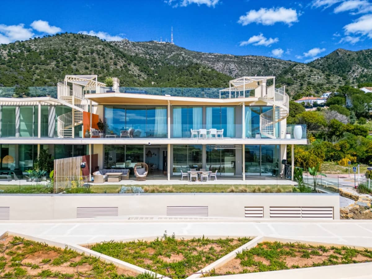 3 quarto Apartamento para venda em Fuengirola com piscina - 1 150 000 € (Ref: 9540200)