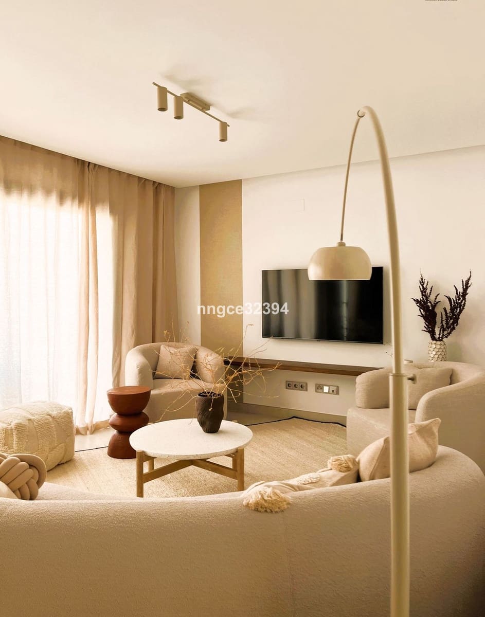 3 sypialnia Penthouse na sprzedaż w Benahavis z basenem garażem - 1 150 000 € (Ref: 9540203)