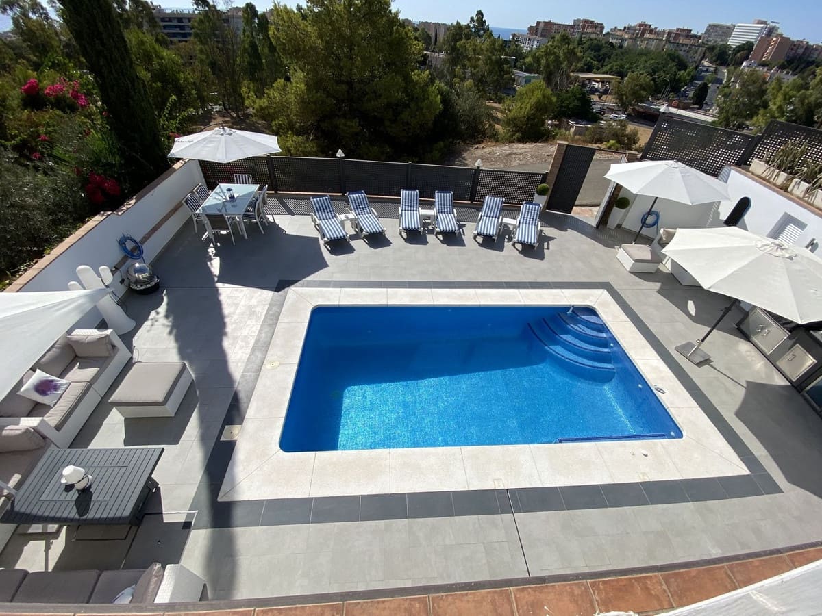 5 slaapkamer Villa te koop in Torremolinos met zwembad garage - € 1.150.000 (Ref: 9540210)