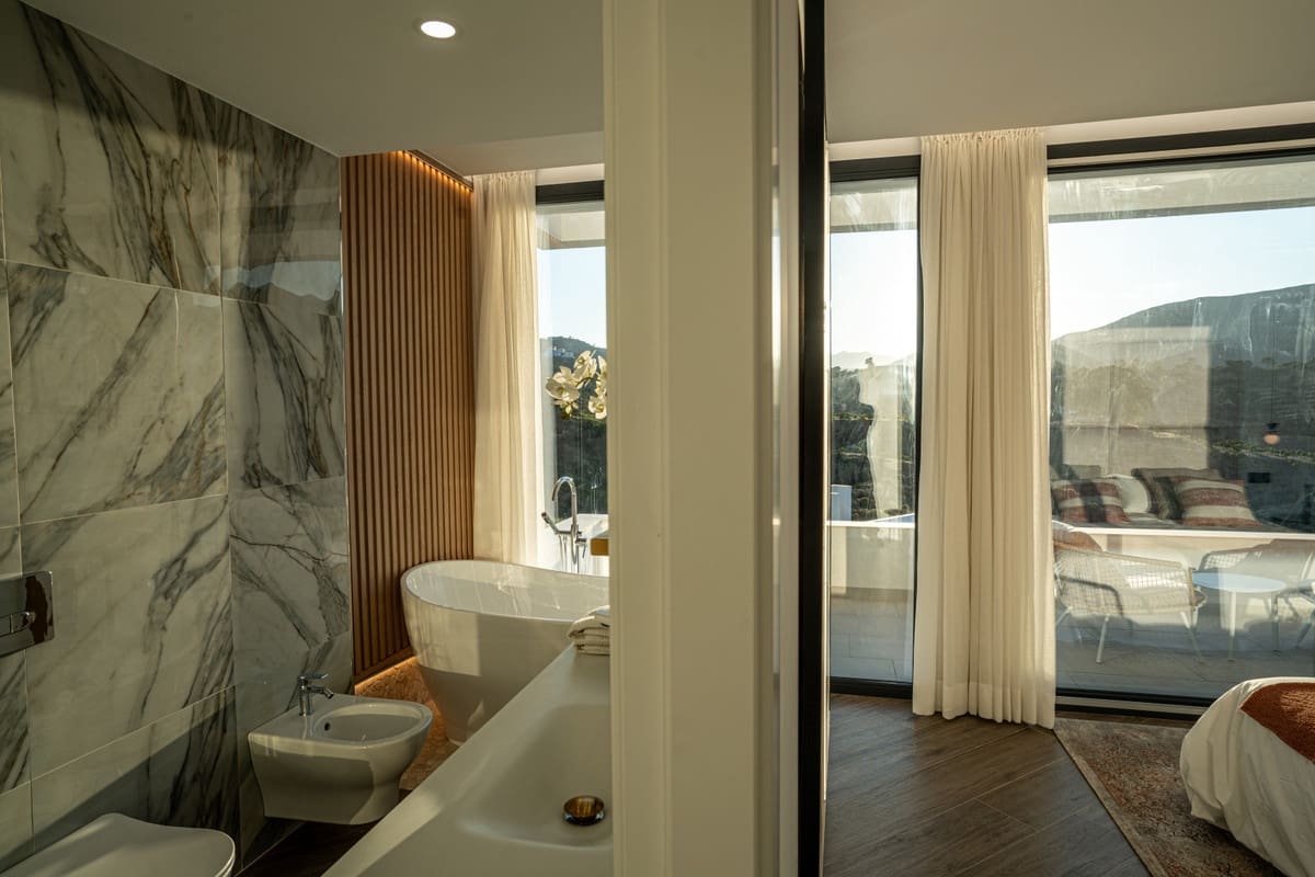 Chalet de 4 habitaciones en La Cala Golf en venta con piscina - 1.150.000 € (Ref: 9540212)