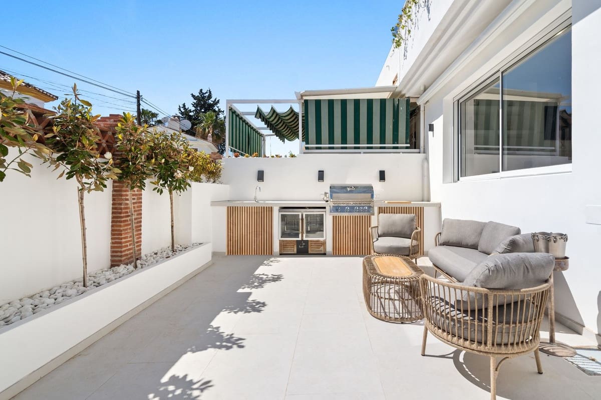 4 slaapkamer Huis te koop in San Pedro de Alcantara - € 1.120.000 (Ref: 9540214)