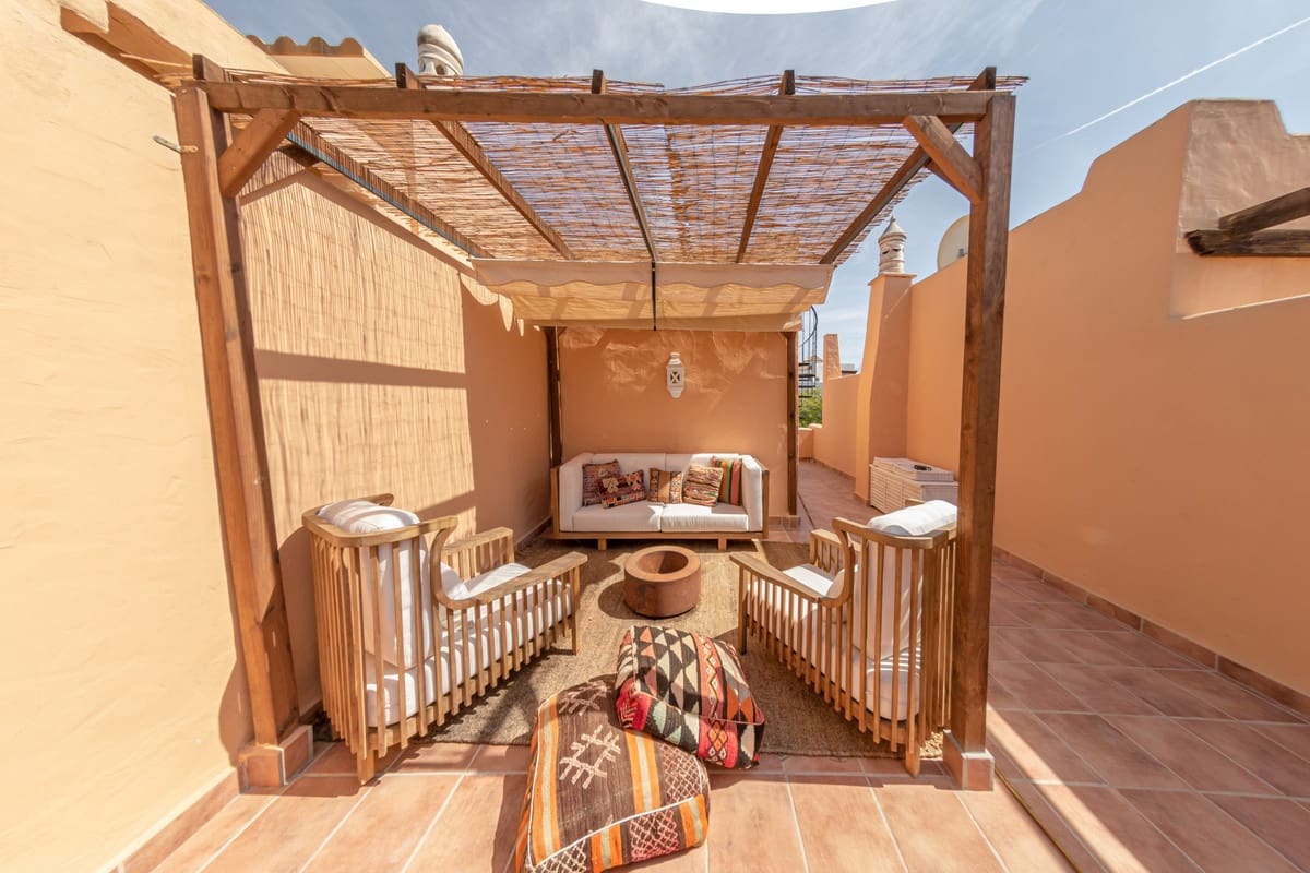 3 quarto Moradia Geminada para venda em Marbella - 1 165 000 € (Ref: 9540215)