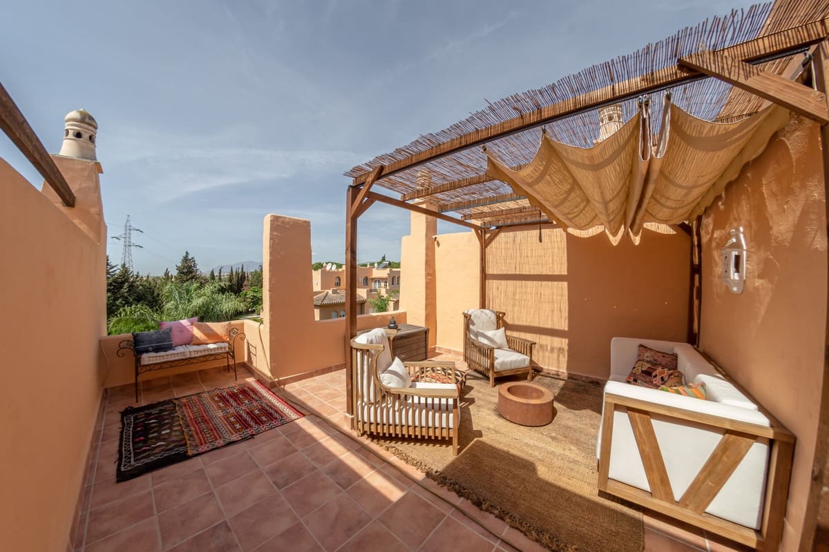 3 quarto Moradia Geminada para venda em Marbella - 1 165 000 € (Ref: 9540215)