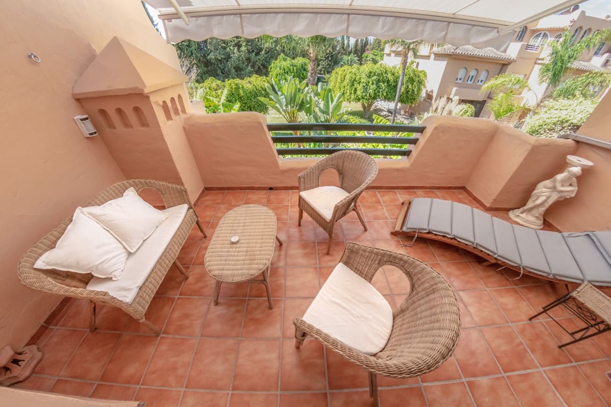 3 quarto Moradia Geminada para venda em Marbella - 1 165 000 € (Ref: 9540215)