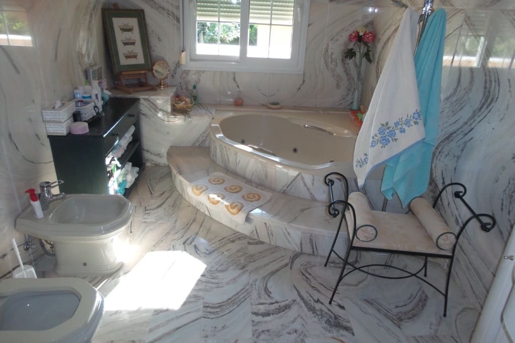 5 camera da letto Villa in vendita in Alhaurin de la Torre con garage - 1.178.550 € (Rif: 9540218)