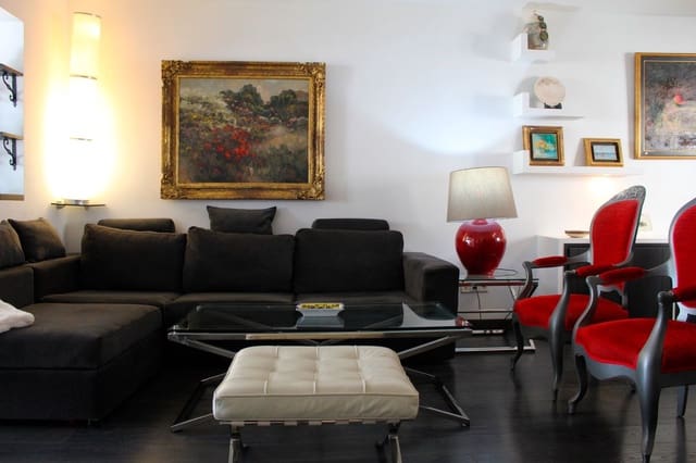 3 slaapkamer Penthouse te koop in Puerto Banus, Marbella met zwembad - € 1.179.000 (Ref: 9540219)