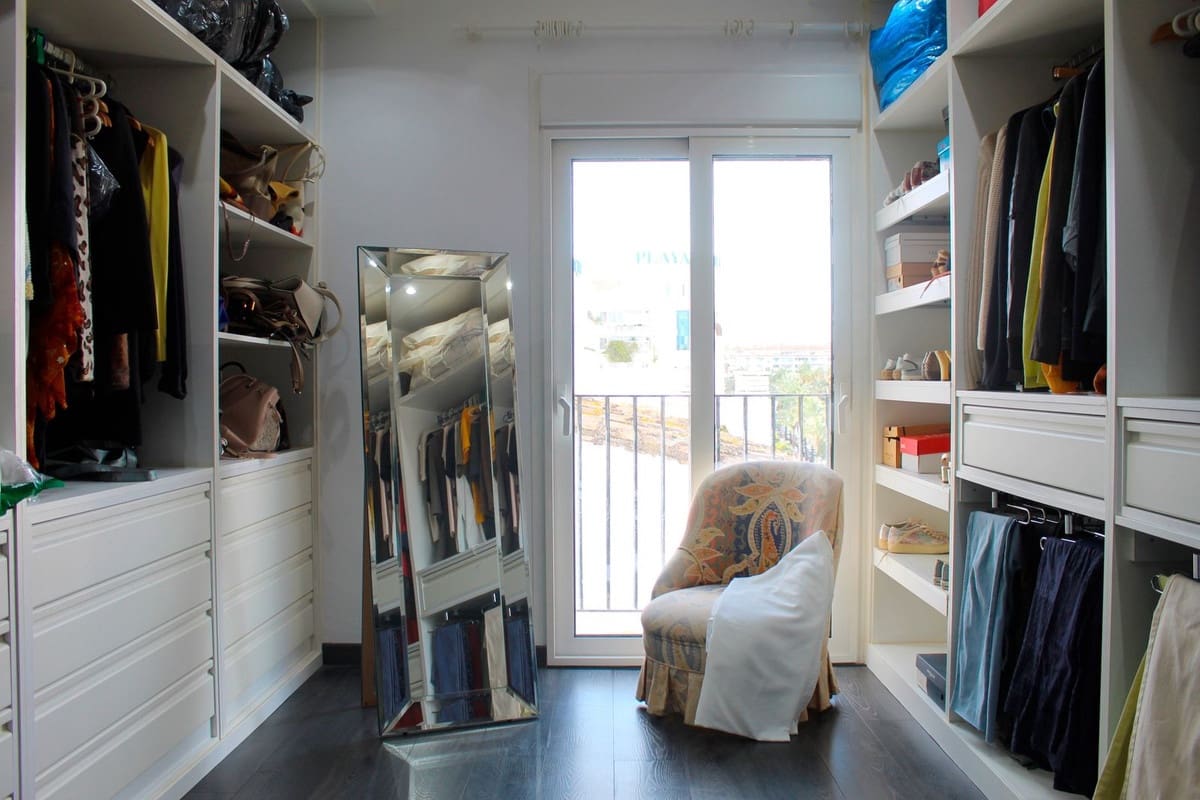 3 slaapkamer Penthouse te koop in Puerto Banus met zwembad - € 1.179.000 (Ref: 9540219)