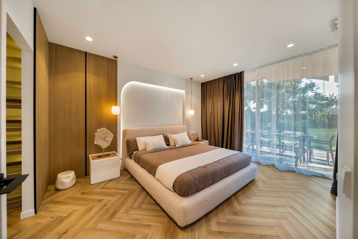 3 Zimmer Apartment zu verkaufen in Nueva Andalucia mit Pool - 1.190.000 € (Ref: 9540222)