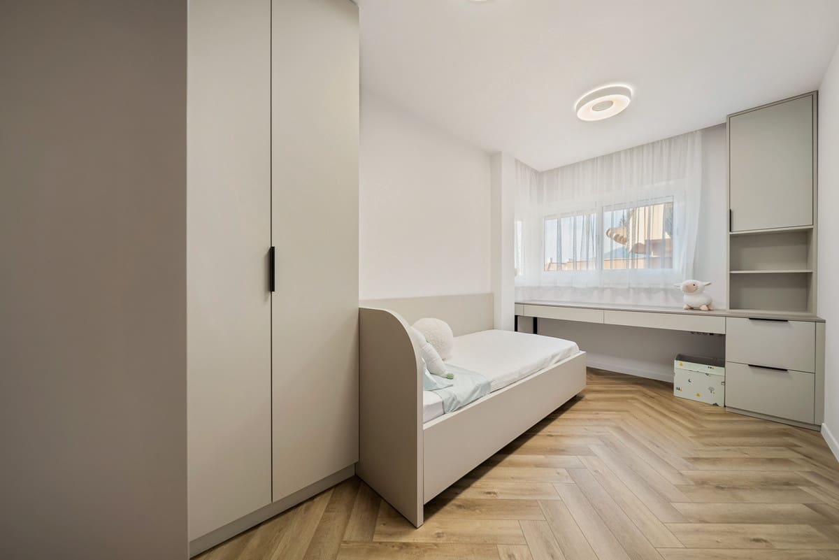 3 Zimmer Apartment zu verkaufen in Nueva Andalucia mit Pool - 1.190.000 € (Ref: 9540222)