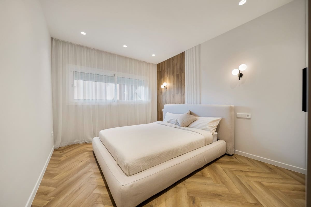 3 Zimmer Apartment zu verkaufen in Nueva Andalucia mit Pool - 1.190.000 € (Ref: 9540222)