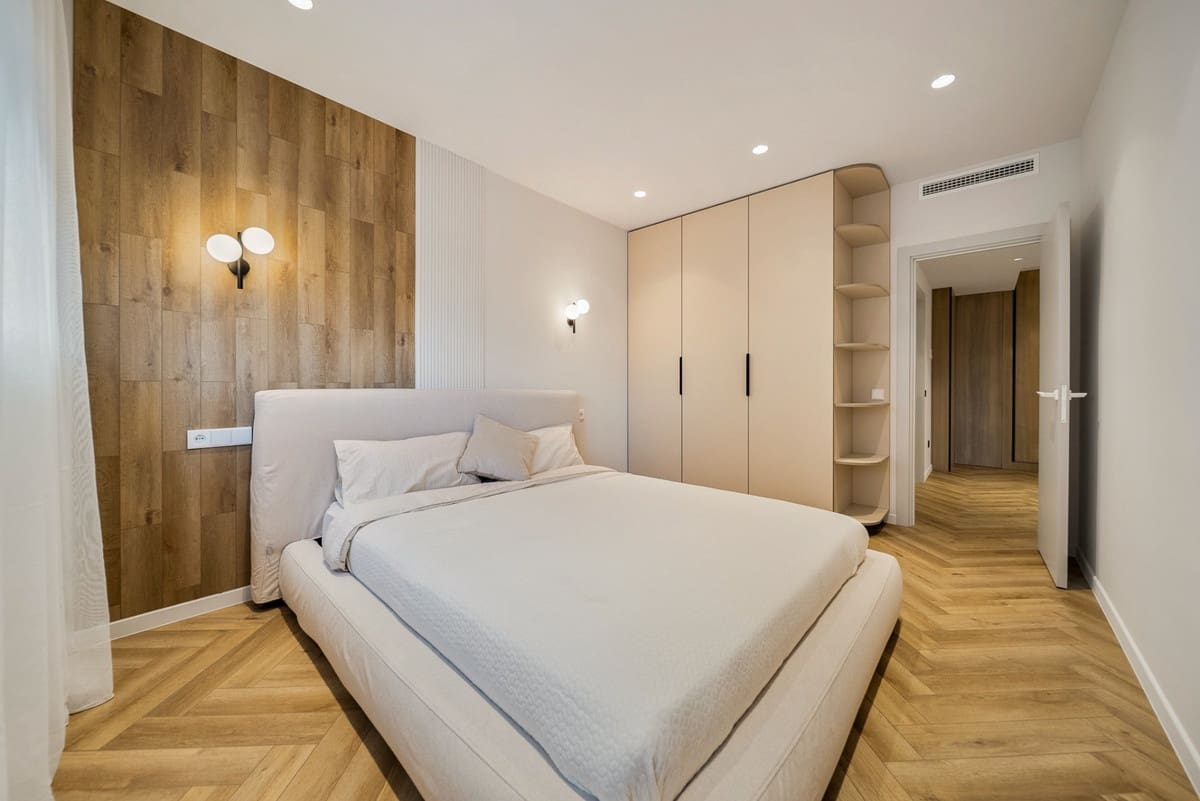 3 Zimmer Apartment zu verkaufen in Nueva Andalucia mit Pool - 1.190.000 € (Ref: 9540222)