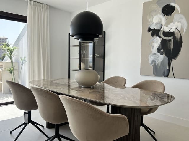 3 quarto Penthouse para venda em Centro ciudad, Fuengirola - 1 190 000 € (Ref: 9540223)