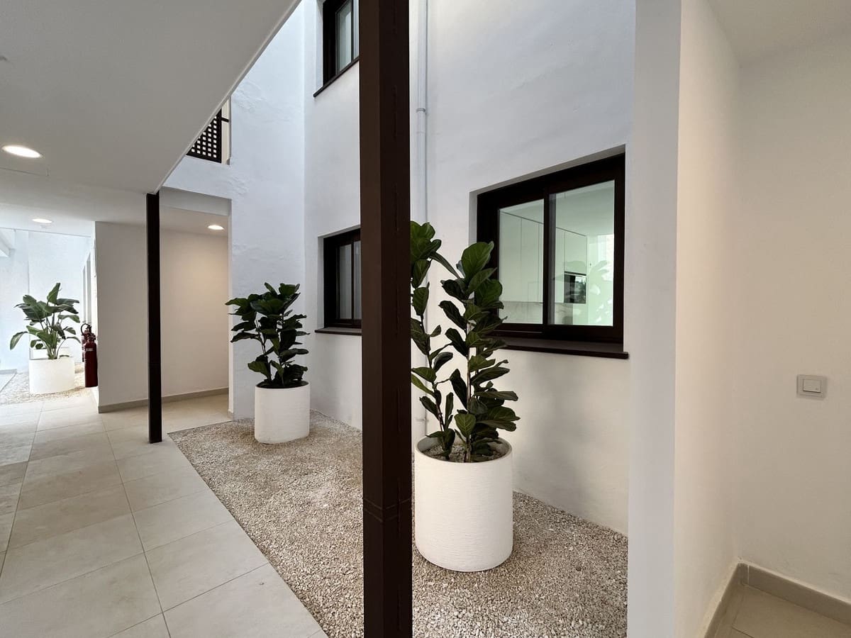 3 quarto Penthouse para venda em Fuengirola - 1 190 000 € (Ref: 9540223)